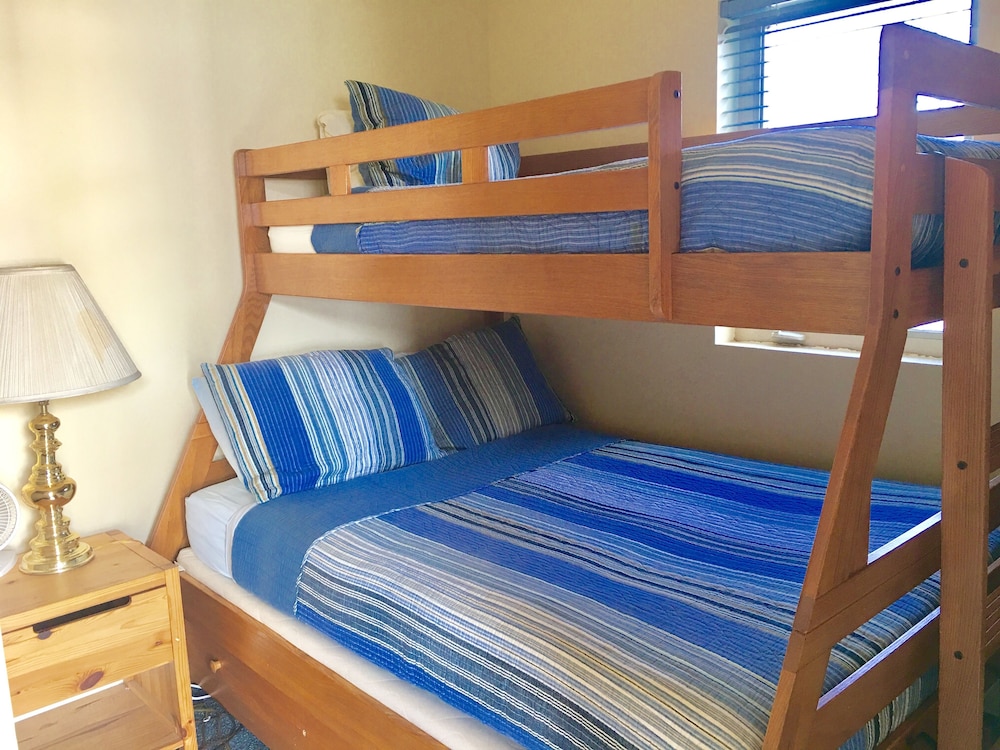 Driftwood Inn and Seaside Lodges - photo 6