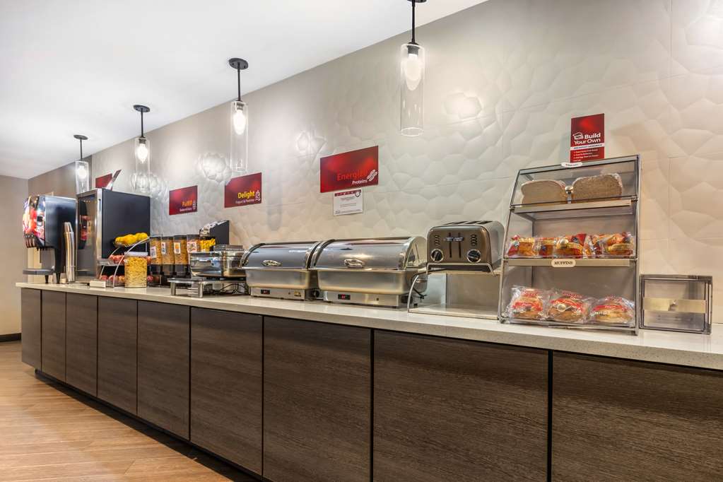 Best Western Plus North Las Vegas Inn & Suites - photo 8