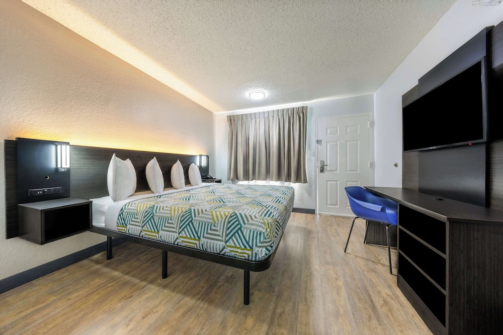 Motel6 Fort Worth TX East - photo 11