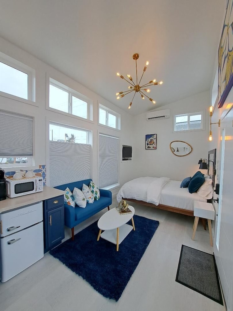 The Boutique Retreat - photo 19