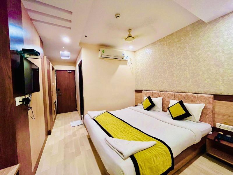Hotel SM Deccan Park Airport Zone Shamshabad Hyderabad pet-friendly hotel Hyderabad