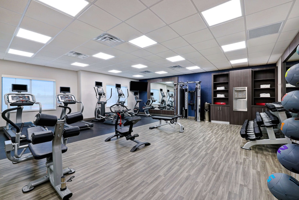 Hampton Inn & Suites Houston East Beltway 8 - photo 52