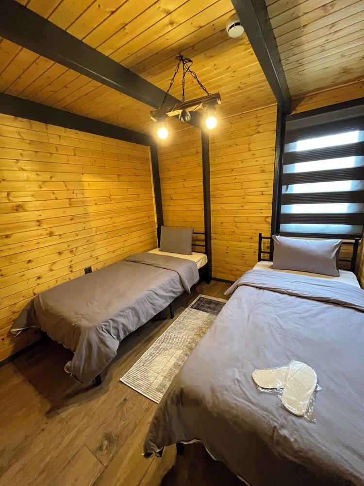 Hhz Green Life Stall in Sapanca, Turkey