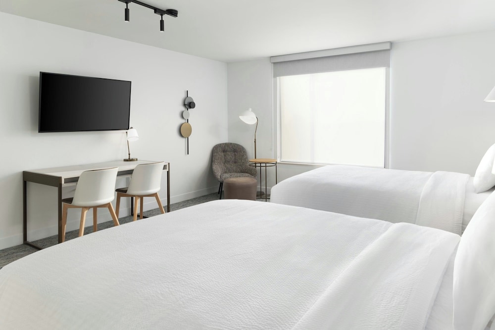TownePlace Suites by Marriott Monrovia - photo 9