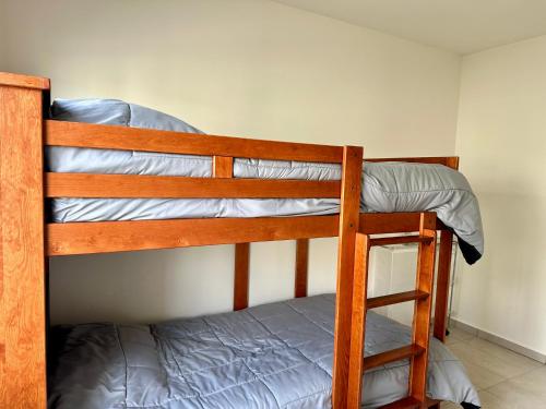 Habitación privada con litera — hotel near Querétaro Intercontinental Airport