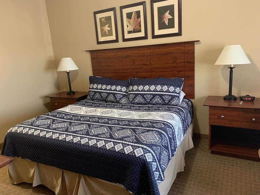 Corporate East Hotel - photo 9