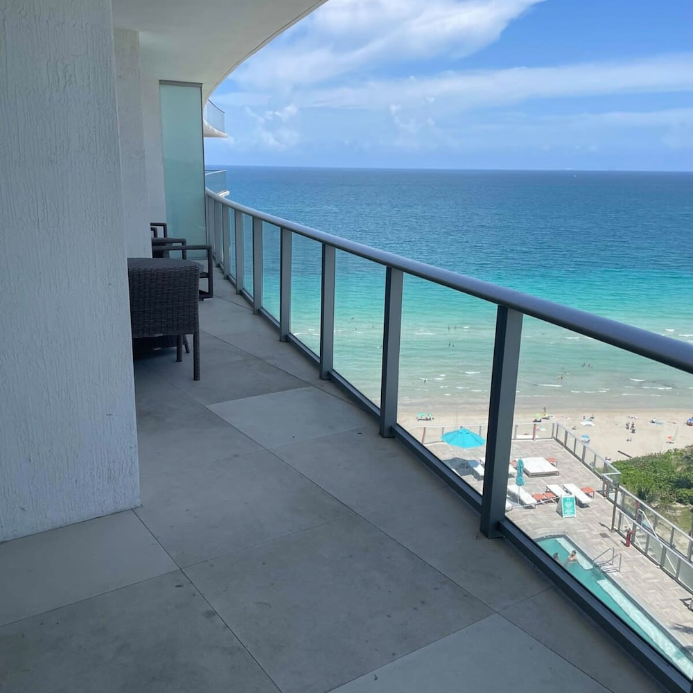 Luxe Stay at Hyde Resort oceanfront Amenities - photo 40