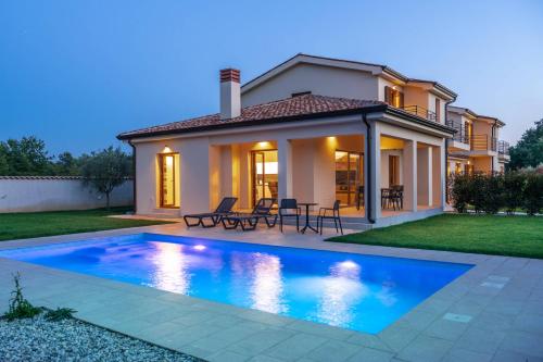 Holiday house Evida — 4-Star Luxury Hotel in Porec, Croatia
