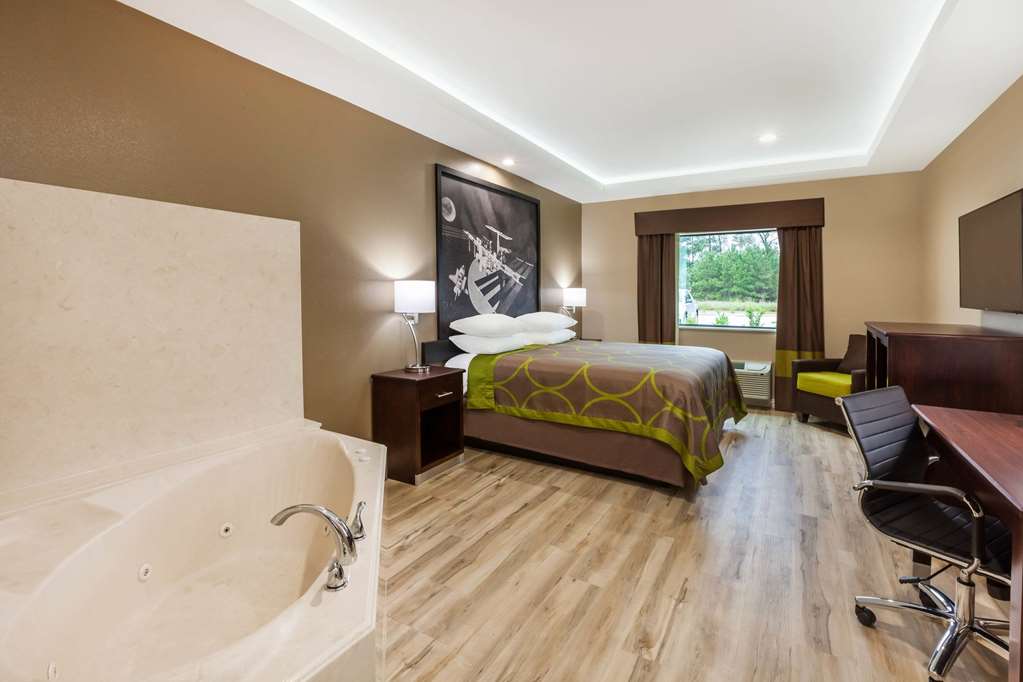 Super 8 by Wyndham Kingwood Houston North - photo 11