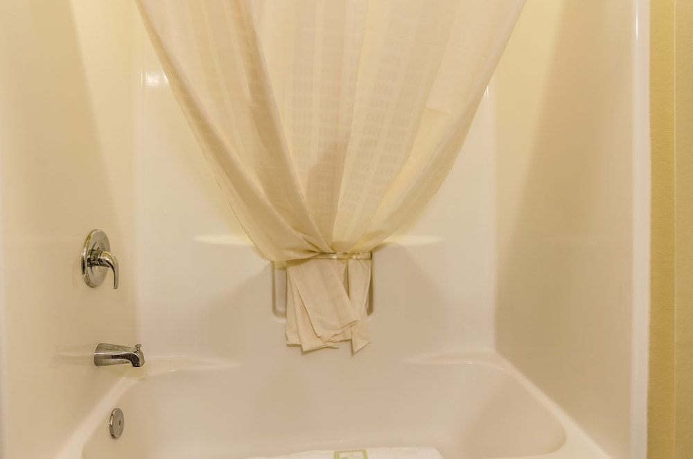 Cobblestone Inn & Suites Ord - photo 38
