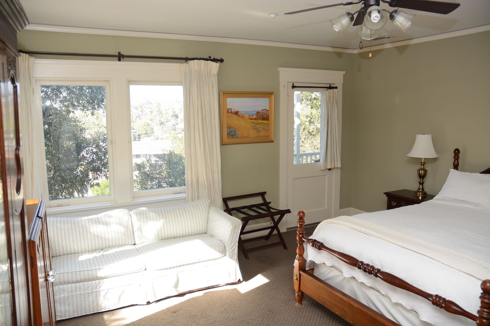 Arroyo Vista Inn - photo 43