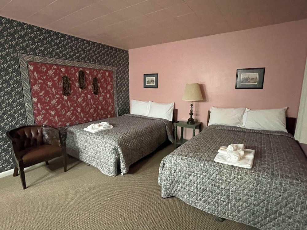 Victorian Inn Superior By Capital O NE - photo 34