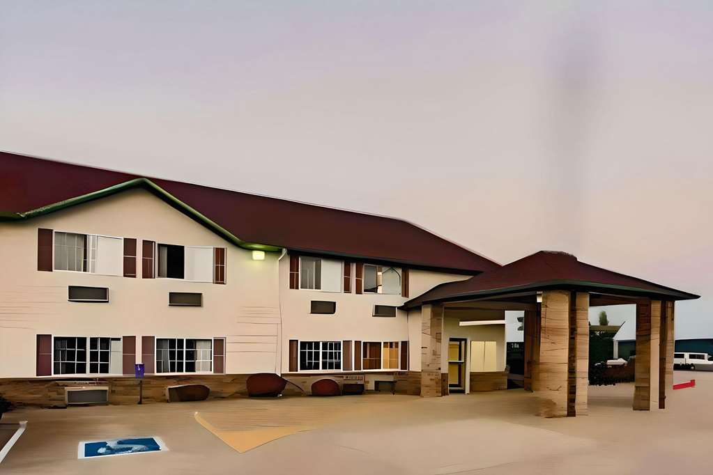 Eagle Ridge Inn - photo 2