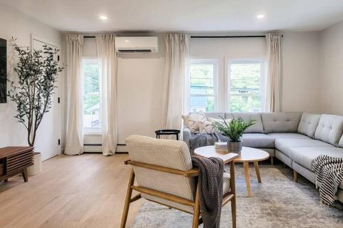 River Street Unit 3 Lake George Glens Falls — Warrensburg