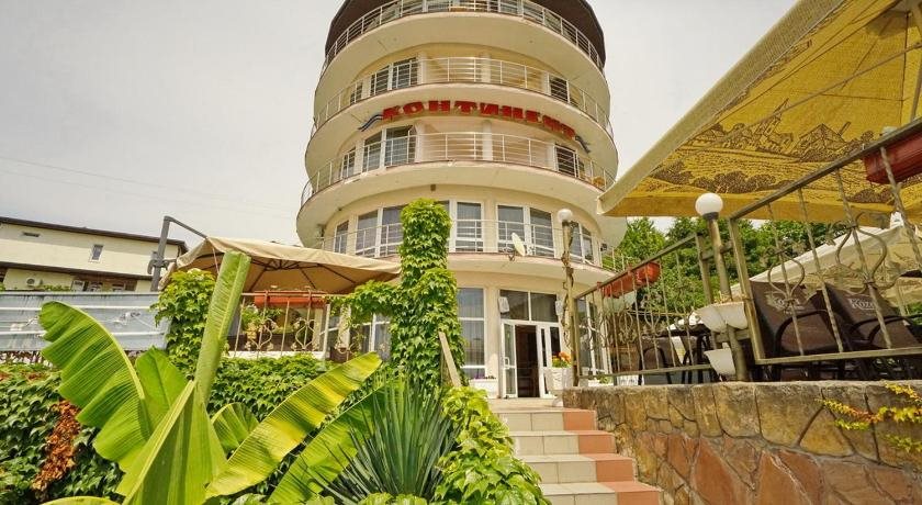 Hotel Kontinent in Lazarevskoye, Russia