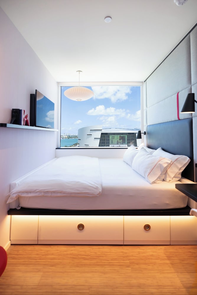 citizenM Miami Worldcenter - photo 12