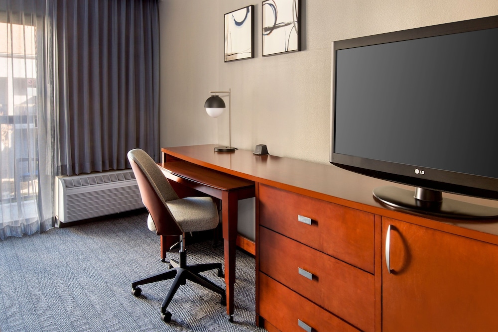 Courtyard by Marriott Tarrytown Westchester County - photo 11