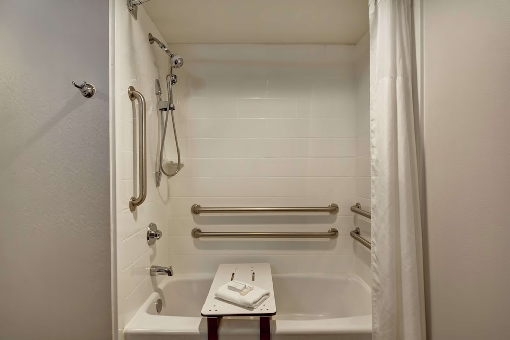 Hampton Inn Cincinnati Airport South - photo 24