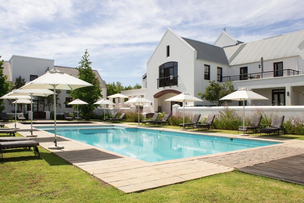 Winelands Golf Lodges in Stellenbosch, South Africa