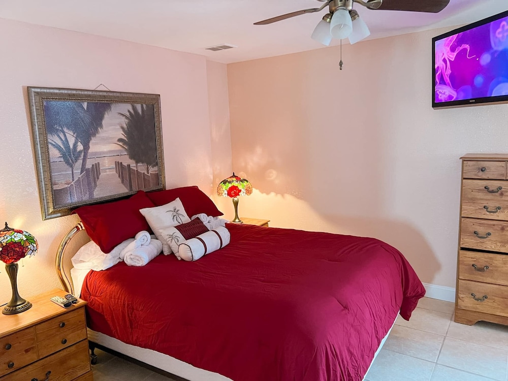 Nature Coast Retreats Llc — Spring Hill