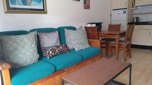 Apartment in the City Center near to the beach — 4-Star Luxury Hotel in Puerto Del Carmen, Spain