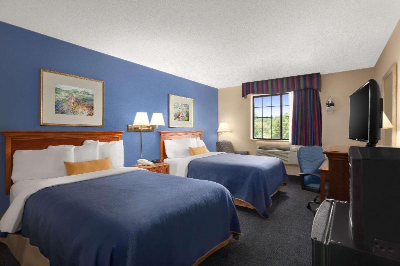 Days Inn by Wyndham Keene NH - photo 4