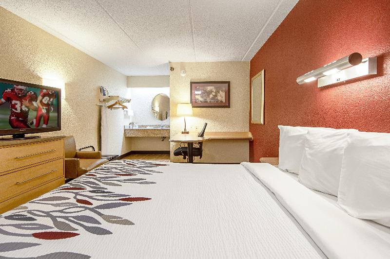 Red Roof Inn Florence Civic Center - photo 32