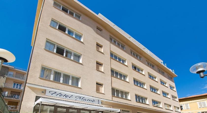 Hotel Mainè in Finale Ligure, Italy