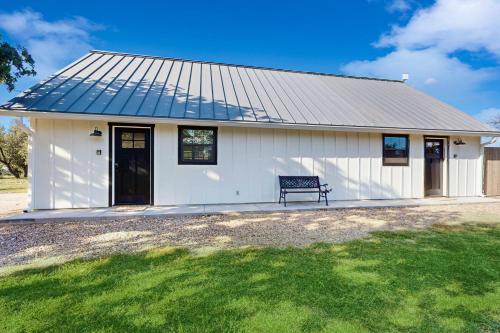 Hilltop Retreat in Fredericksburg, United States