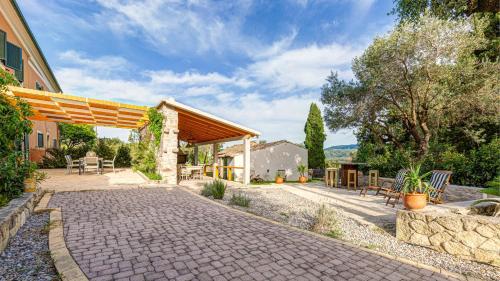 Pezouli The Real Nature And Village Taste — Agios Georgios