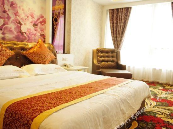 Xinjinhu Business Hotel in Panzhihua, People's Republic of China