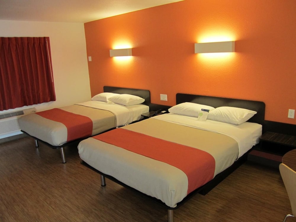 Motel 6 Anaheim CA - photo 5