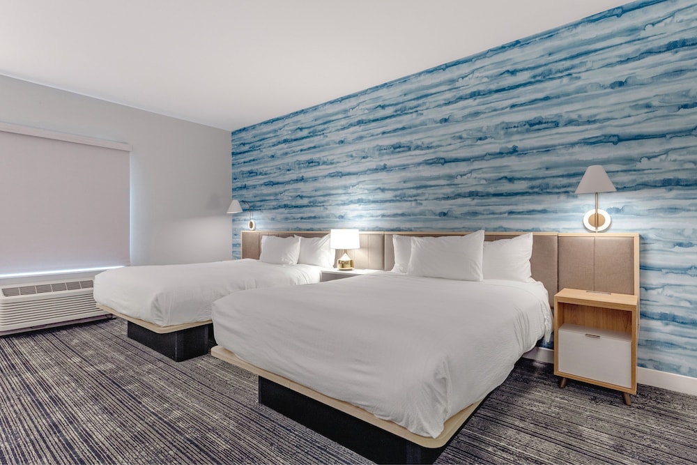 TownePlace Suites by Marriott Pueblo Downtown - photo 7