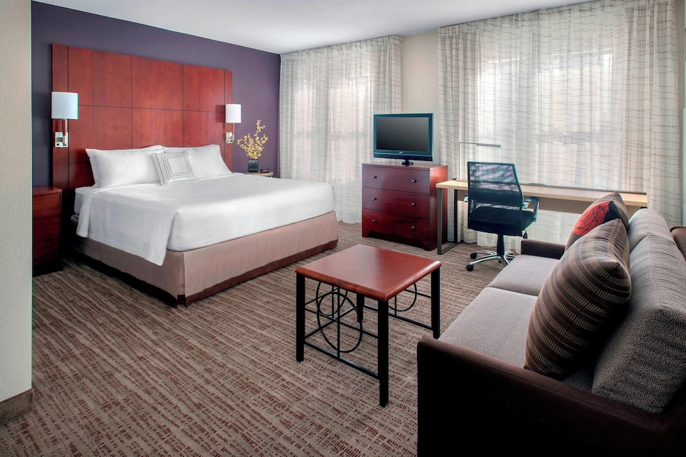 Residence Inn Alexandria Old Town South at Carlyle - photo 13