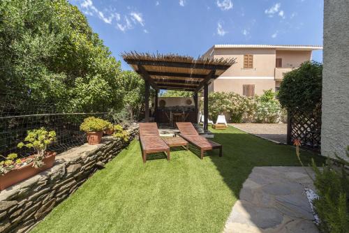 Stintino sea front apartments B — 4-Star Luxury Hotel in Stintino, Italy