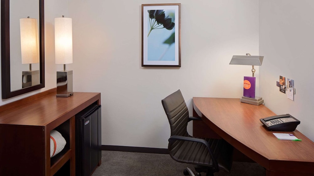 Hyatt Place Pittsburgh North Shore - photo 35