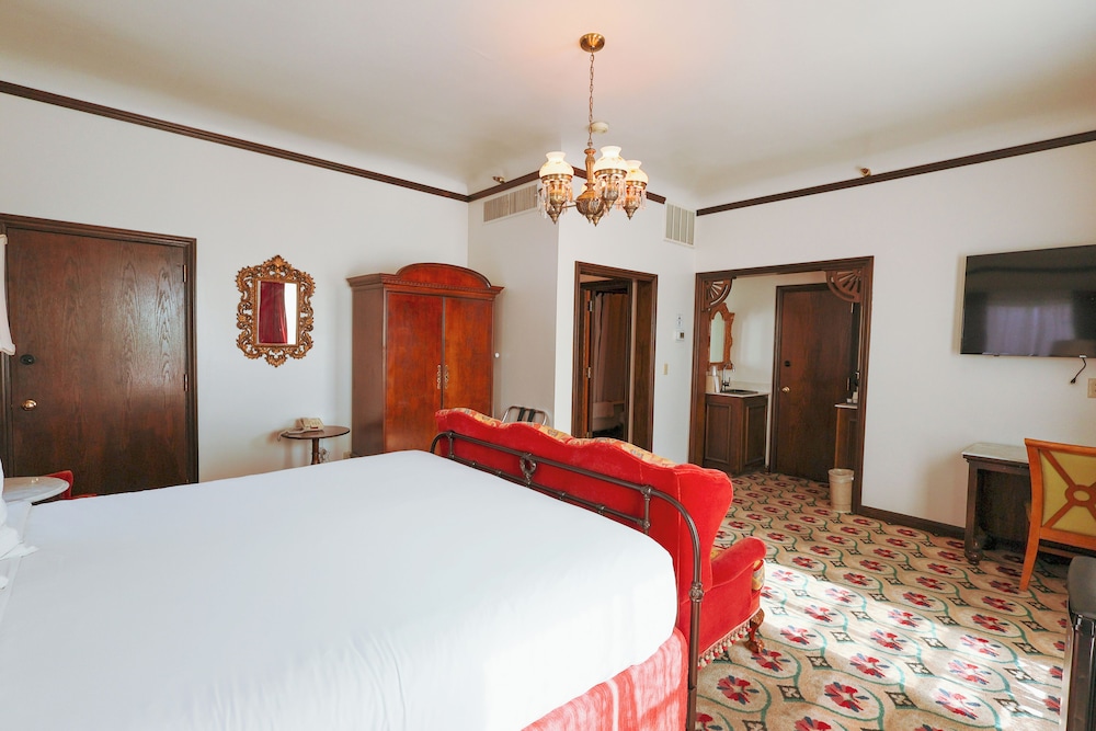 Mizpah Hotel - photo 18
