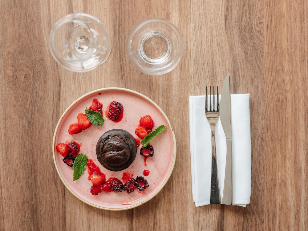 מזון ומשקאות