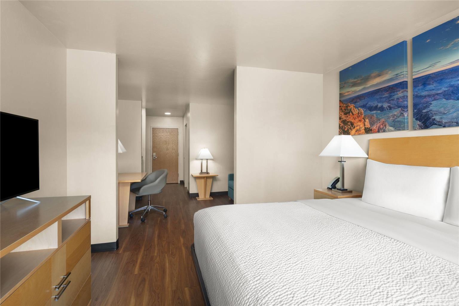 Days Inn by Wyndham Chino Valley - photo 13