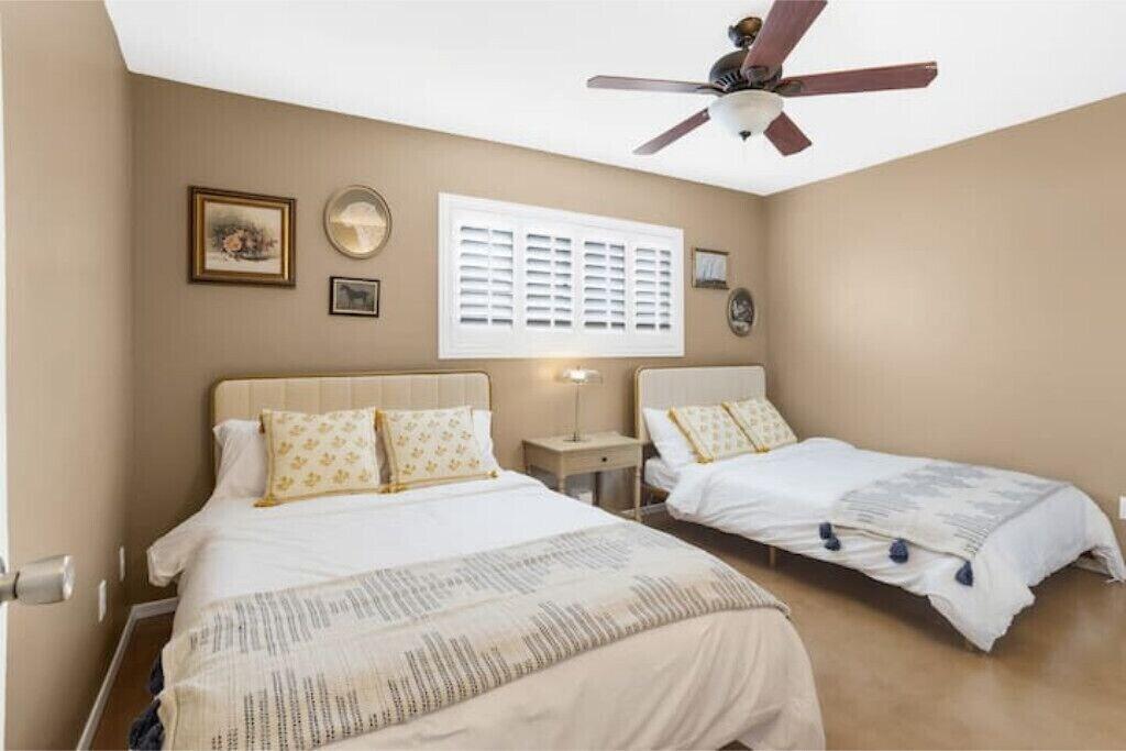 Pool Fire Pit Ping Pong in Tucson, United States