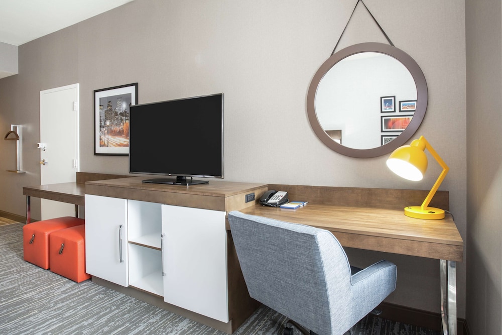 Hampton Inn & Suites Denver Downtown - photo 12