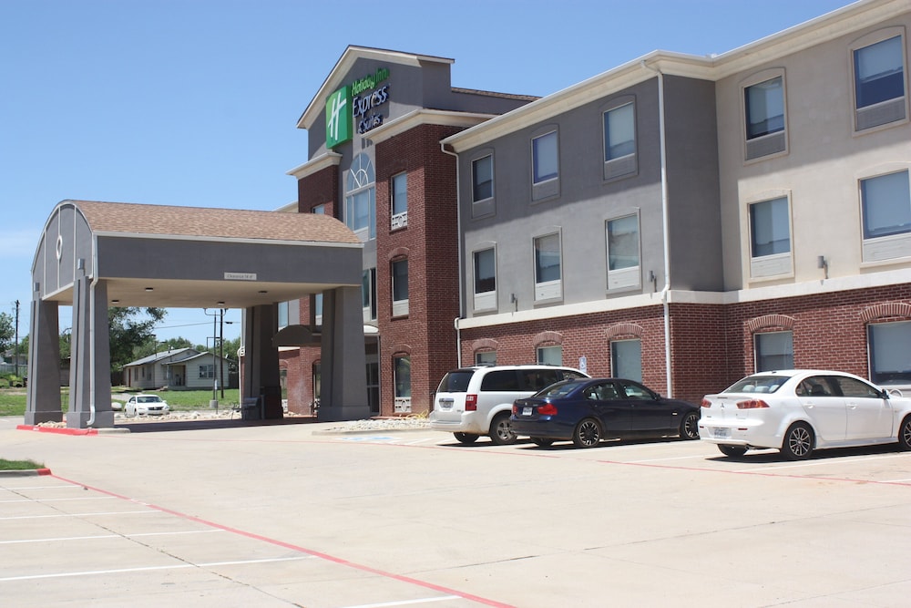 Holiday Inn Express Hotel & Suites Shamrock North by IHG - photo 99