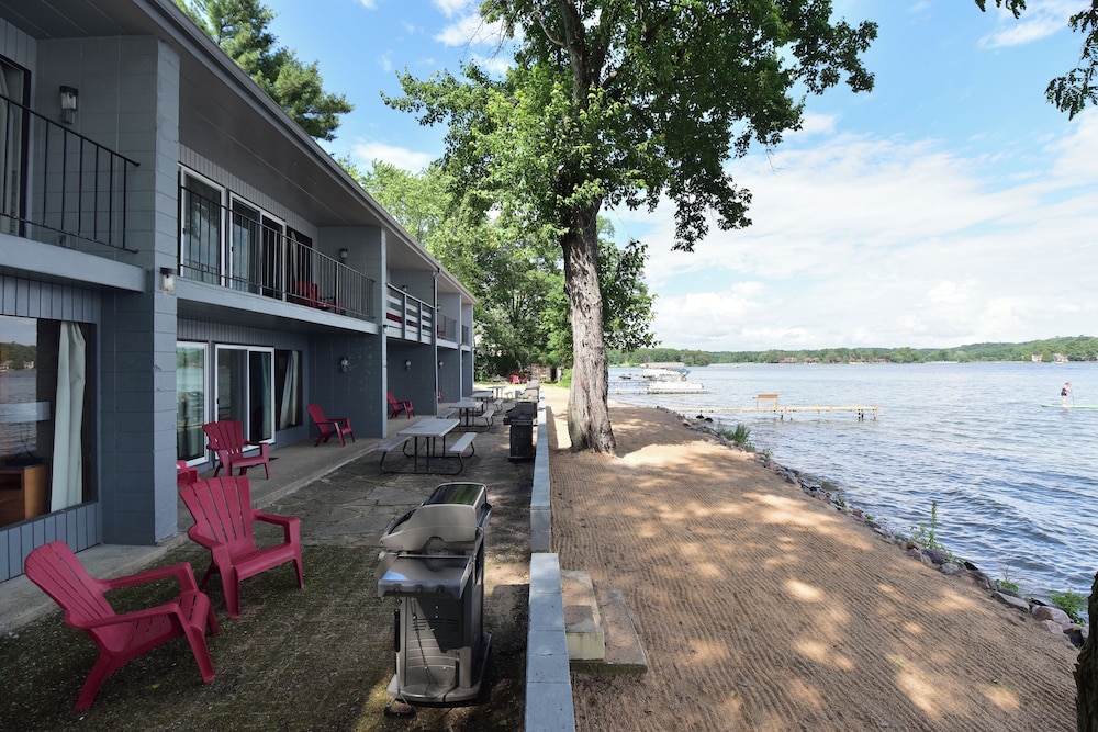 Delton Oaks Resort - photo 47