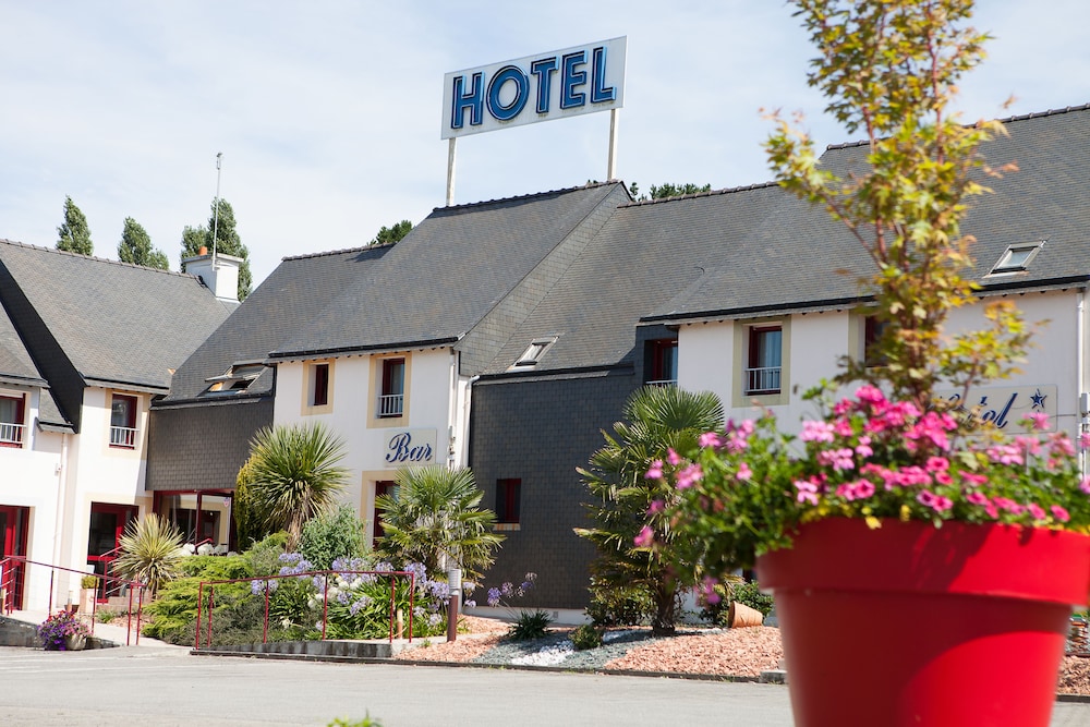 Hotel Le Branhoc Brit Hotel Auray in Auray, France