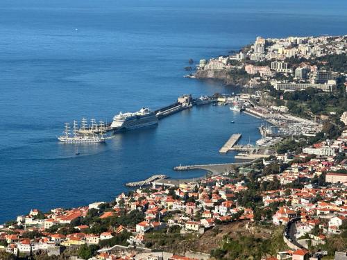 São Gonçalo Apartamento — 4-Star Luxury Hotel in Funchal, Portugal
