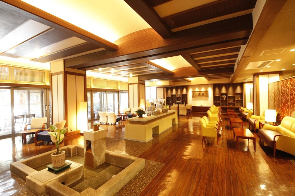 Shimobe Hotel in Yamanashi, Japan