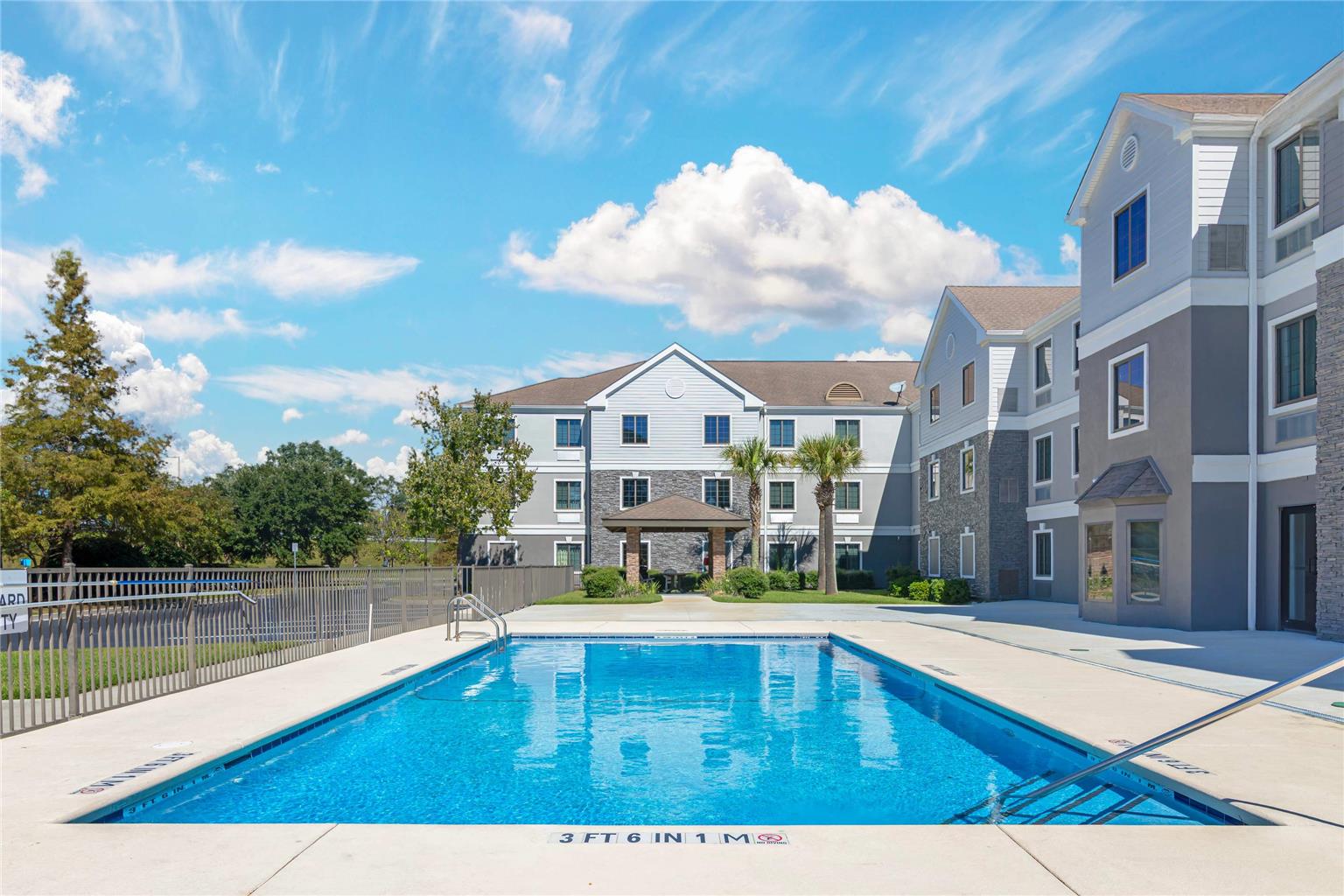 Comfort Inn & Suites Savannah Airport - photo 32