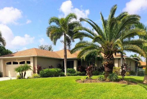 Villa American Eagle — 4-Star Luxury Hotel in Cape Coral, United States