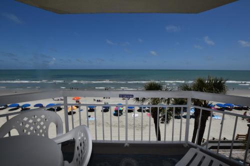 0303 Waters Edge Resort 1 Bedroom Condo by RedAwning - photo 21