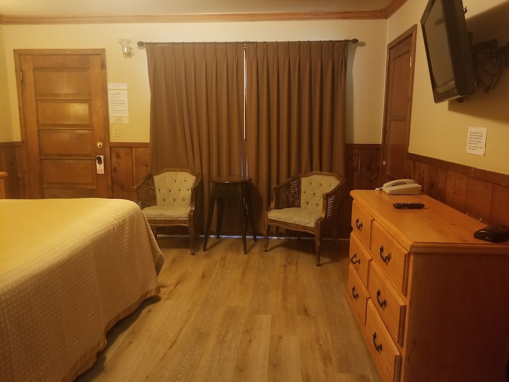 Kernville Inn - photo 21